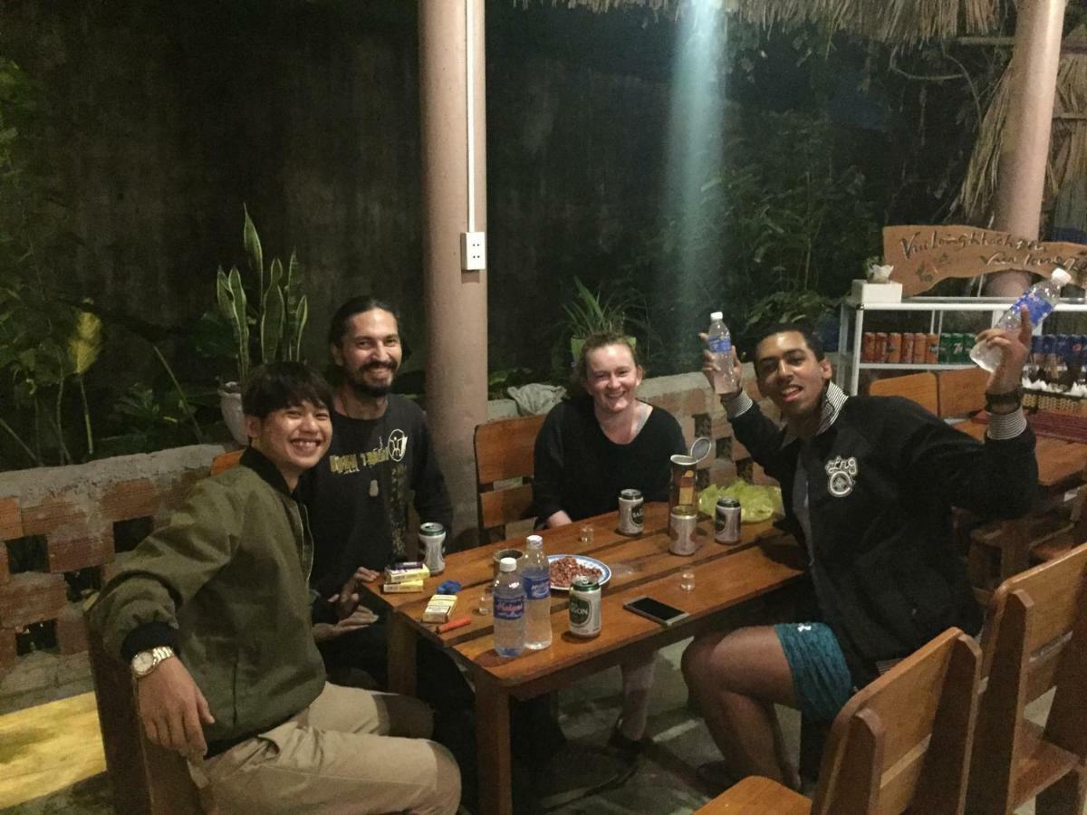 Applebee'S Homestay Phong Nha Exterior photo